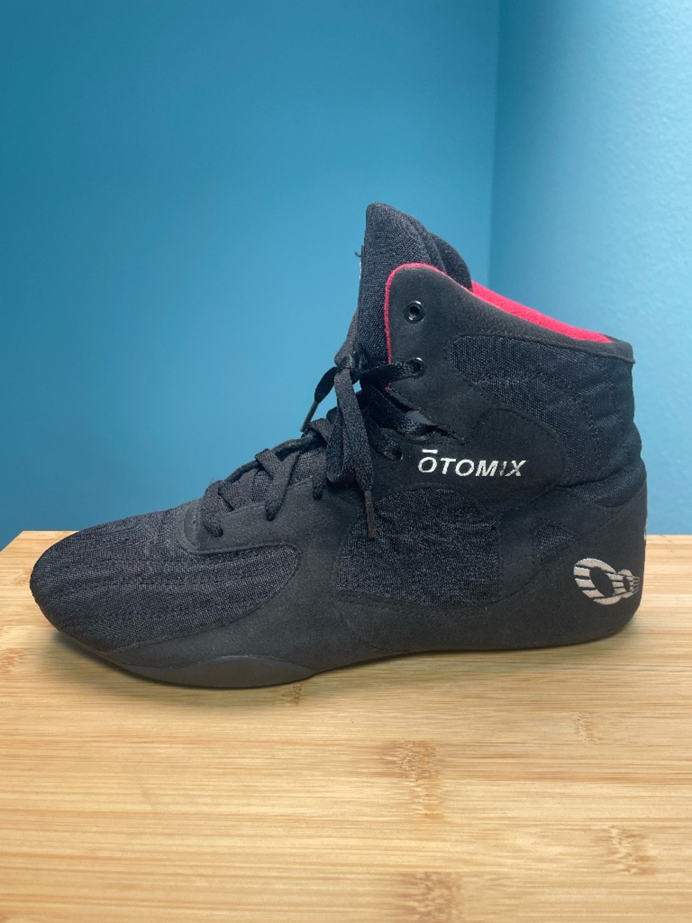 Otomix MX 3000 MMA Stingray Escape Men's Sz 10 Weightlifting Powerlifting Shoes